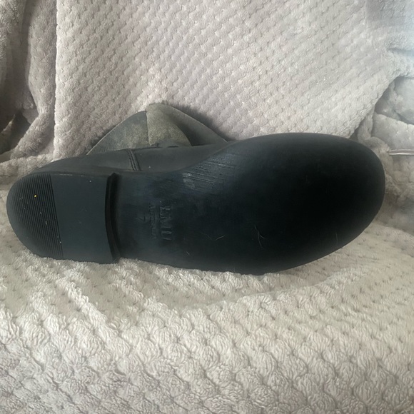 EMU Leather & Sheepskin Lined Boots - Picture 4 of 6